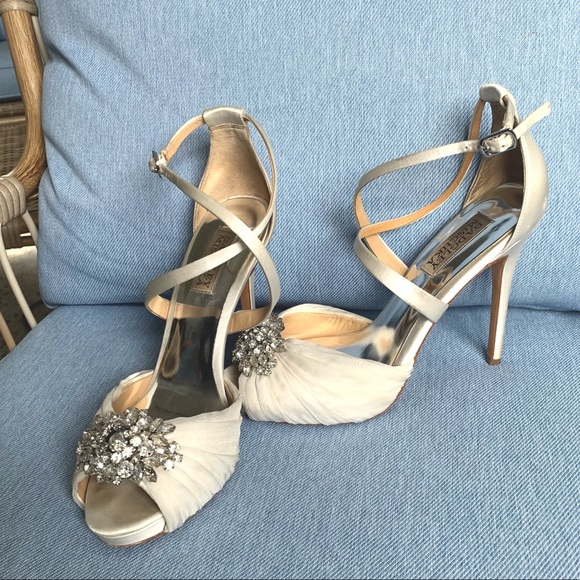 Badgley Mischka Shoes - BADGLEY MISCHKA satin wedding heels